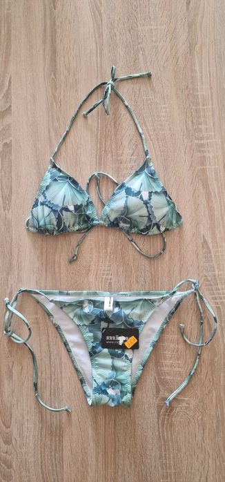 Чисто нов дамски бански, размер S