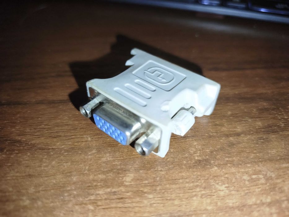 Переходник DVI на VGA для видеокарт и мониторов