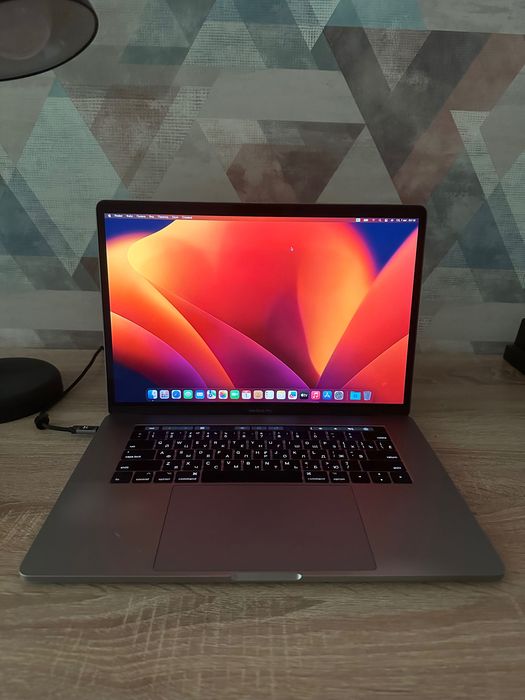 MacBook Pro 15” 2017 i7/16/500 a1707