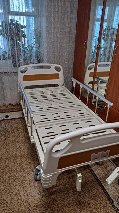 Продам медицинскую кровать