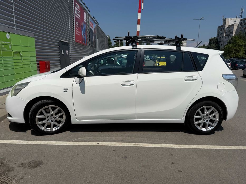 Toyota Verso 2.2 D-CAT Automatic 7 местна
