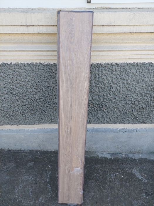 Parchet laminat. Grosime 10mm.
