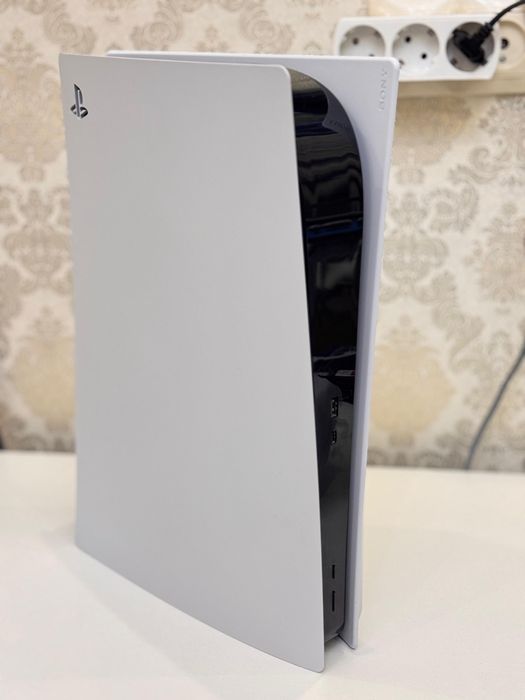 Продам PlayStation 5