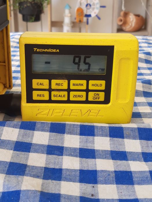 De vanzare altimetru