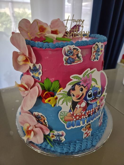 Torturi la comanda, personalizate 100 de lei kg