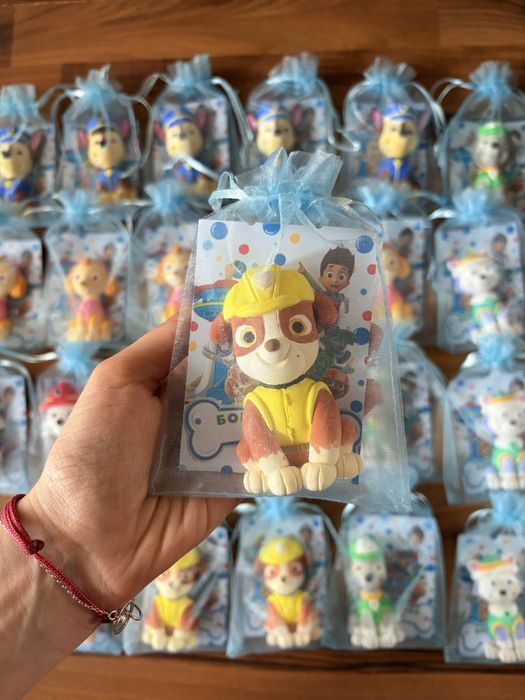 Подаръчета за гости на тема Пес Патрул