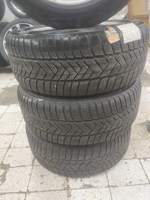 Bmw seria 3 G20 g21 Set jante cu cauciucuri iarna R17