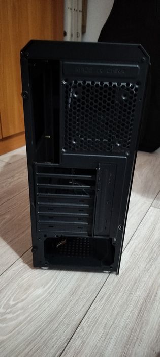 Корпус Wintek Crystal D533-B TG (стекло, кулер AeroCool)