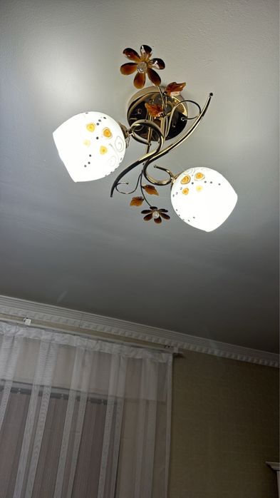 Лампочкаларымен бірге сатылады!!!