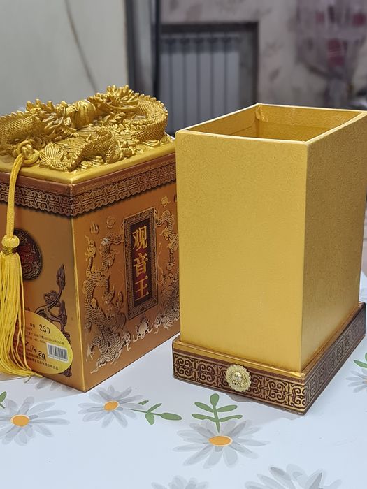 Китайская коробка (от подарка)