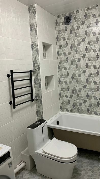 Виктор-Кафельщик ! С профессиональным образованием строителя.