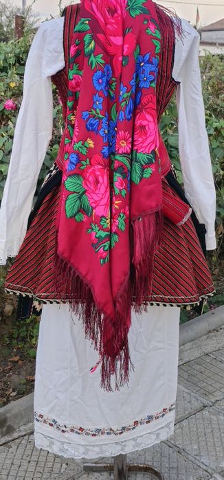 Македонска носия