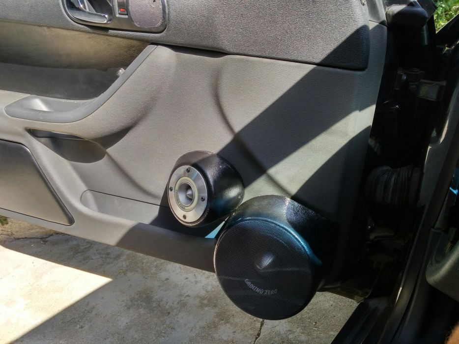 Изграждане на автомобилно и домашно озвужение