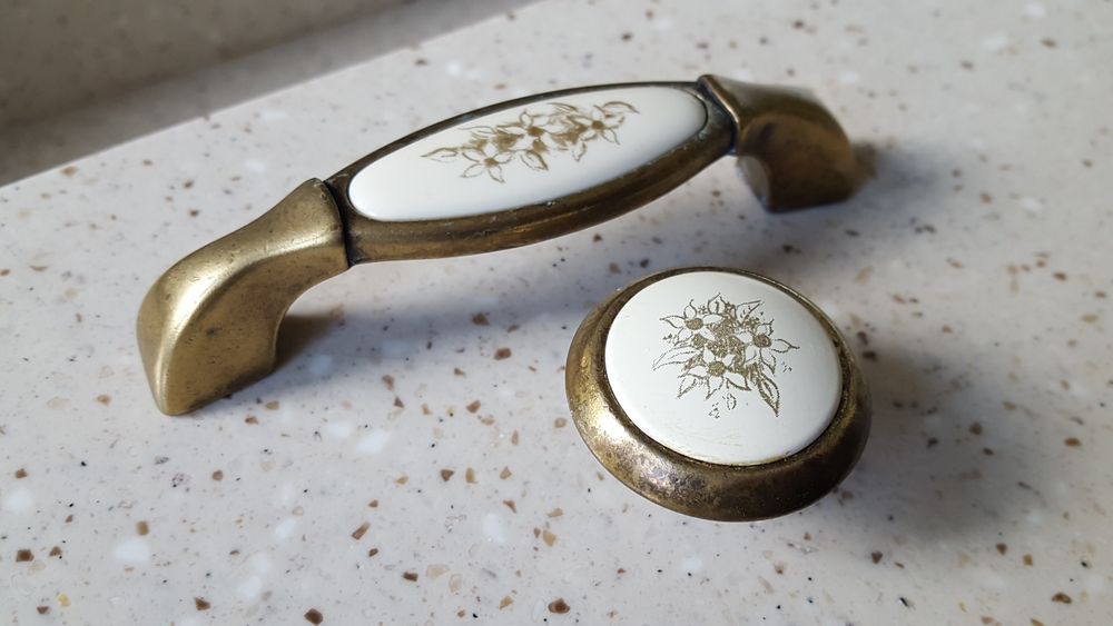 Мебельные ручки с керамикой