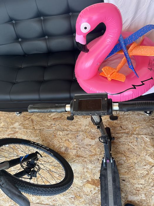 Продам электро самокат.