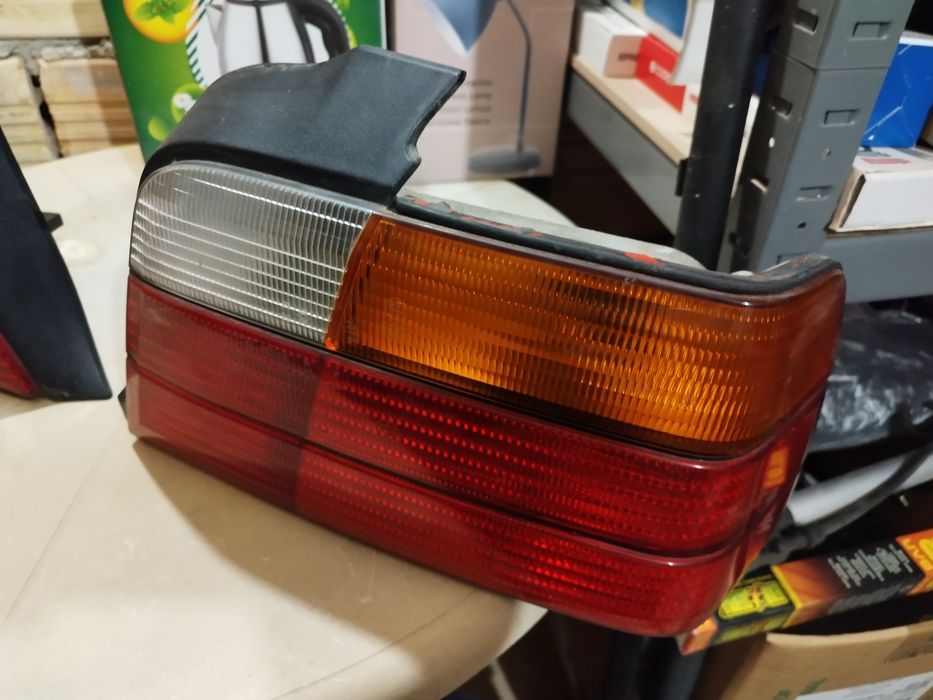 Комплект стопове за BMW E36 седан