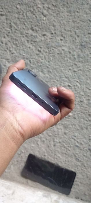 Redmi 13C yangi holatda