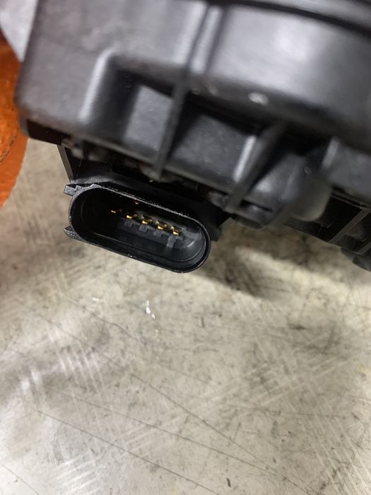 pompa apa skoda octavia 4 1.0 benzina 2022