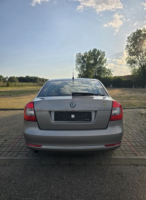 ***   Sköda   Octavia 2   Benzină   Highline   ***