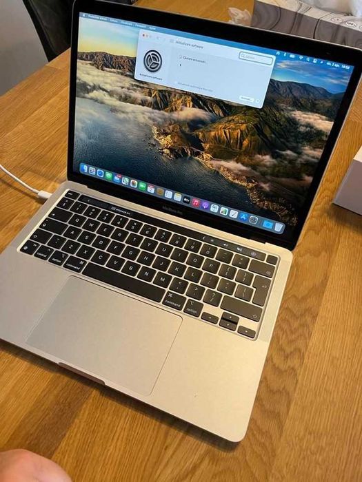 Продам MacBook Pro 13"
