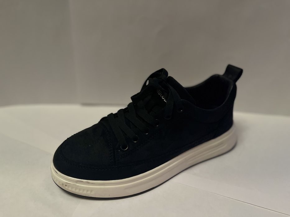 кроссовки стильные 37 размер