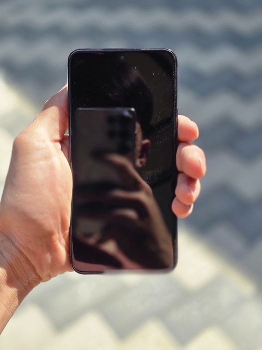 Samsung S22 Black 256gb/ 8+8gb ram