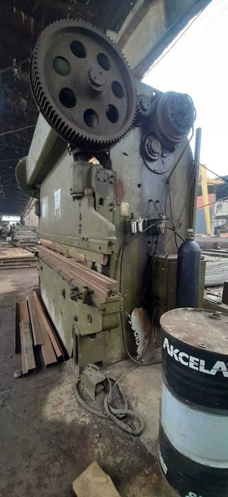 Листогибочный станок советский