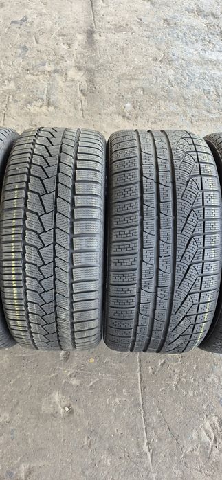4 anvelope iarna,fata Continental 245/45/19,spate Pirelli 275/40/19.