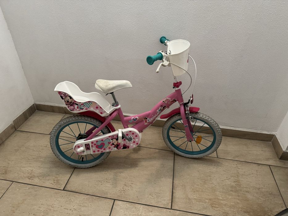 Bicicleta copii (fetite) cu roti ajutatoare