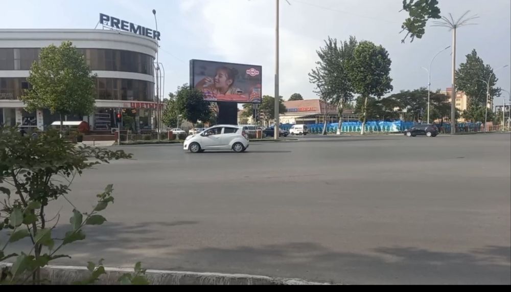 Qo’qonda Led ekranlar va Bilbordlarda reklama / Реклама в Коканде