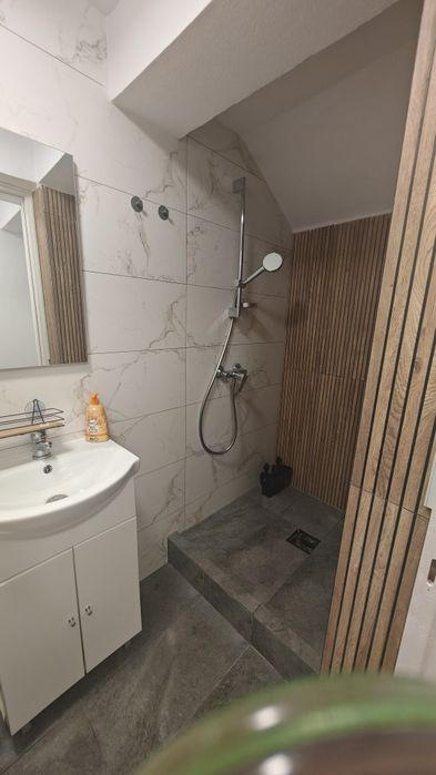 Apartament 2 camere de vânzare – Centrul Brașovului, Strada Lungă – 41 mp