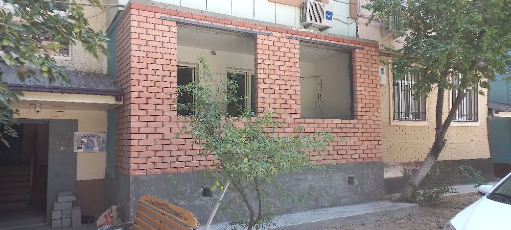 Кладка кирпича балконов установка новых козерки ролики решотки рамы