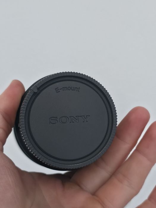 Vând obiectiv Sony 50mm F1.8 FE Mount , Negru