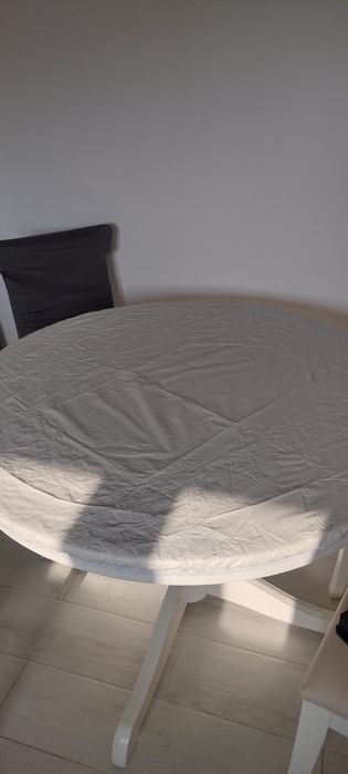 Fata de masa 110 cm cu elastic pe dedesubt (protecție)