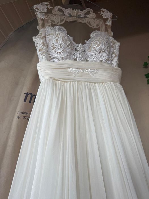 Vând rochie de mireasă