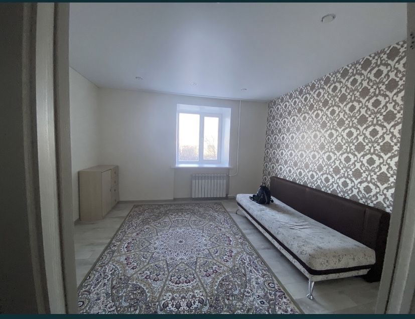 Продам 2х комн квартиру