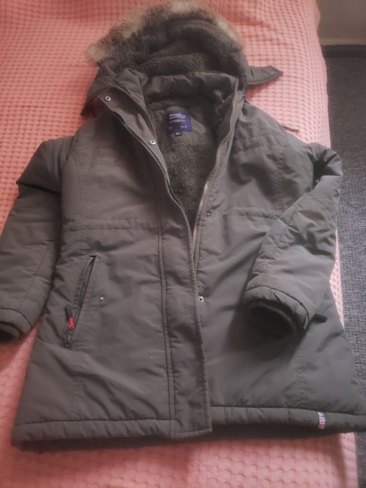 Зимно яке  в отлично състояние