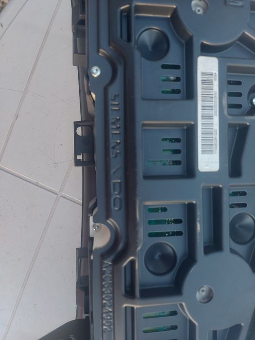 Оригинално Табло Астра H, Зафира Б 2004- 2009 г