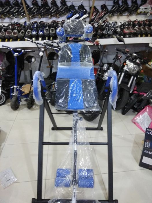 Инверсио́нный стол — тренажёр