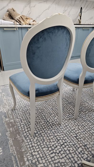 Стулья в гостиную, мебель