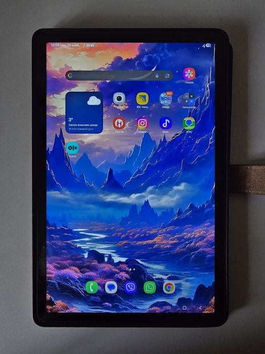 Продам планшет Samsung Galaxy A9 Plus