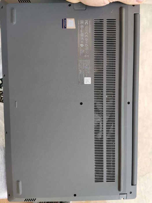 LENOVO THINKPAD noutbuk srochni sotiladi