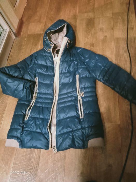 Продам куртку 52 размер