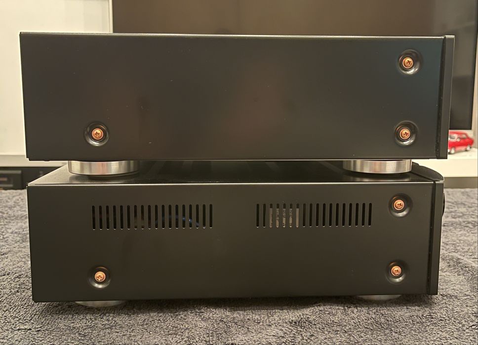 Linie audio Marantz. Marantz PM 6006 si Marantz CD 6007.
