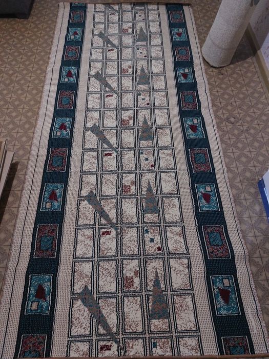 Продаю ковёр дорожка