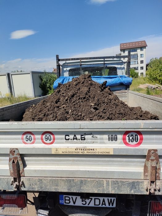 Transport basculabil nisip pietriș piatră pământ moloz materiale