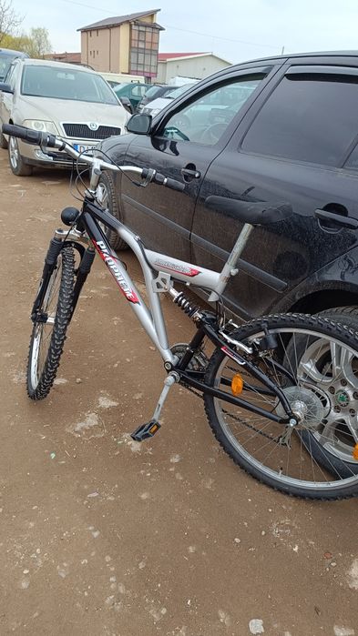 Vând bicicleta roti 26!!!