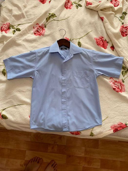 Продам школьные рубашки для мальчика