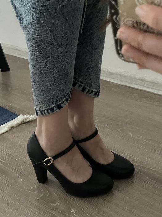 Продам кожаные туфли