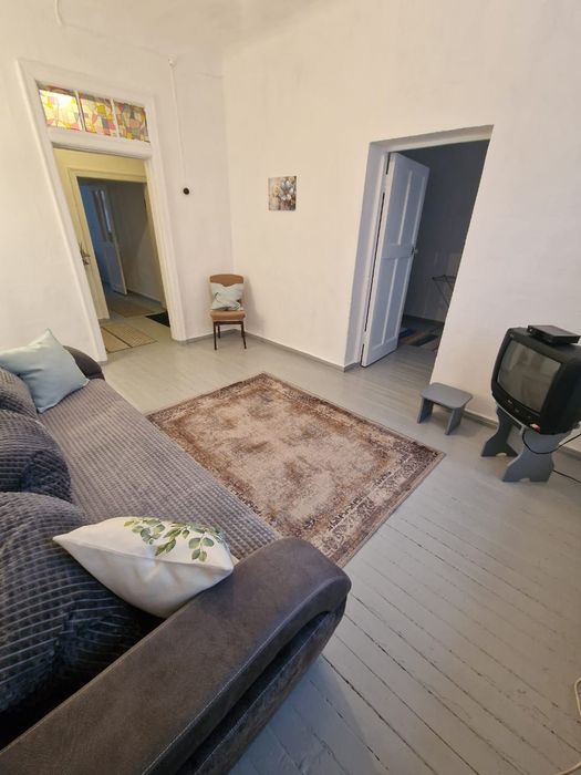 Сдам помесячно квартиру